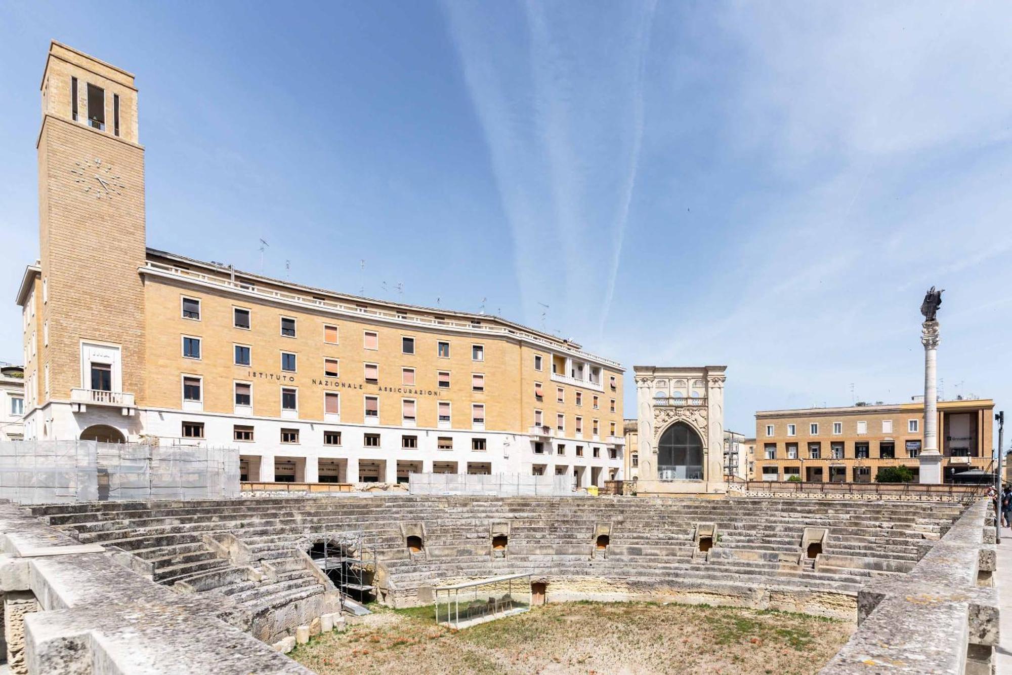 Limehome Lecce Palazzo Bn Exterior photo