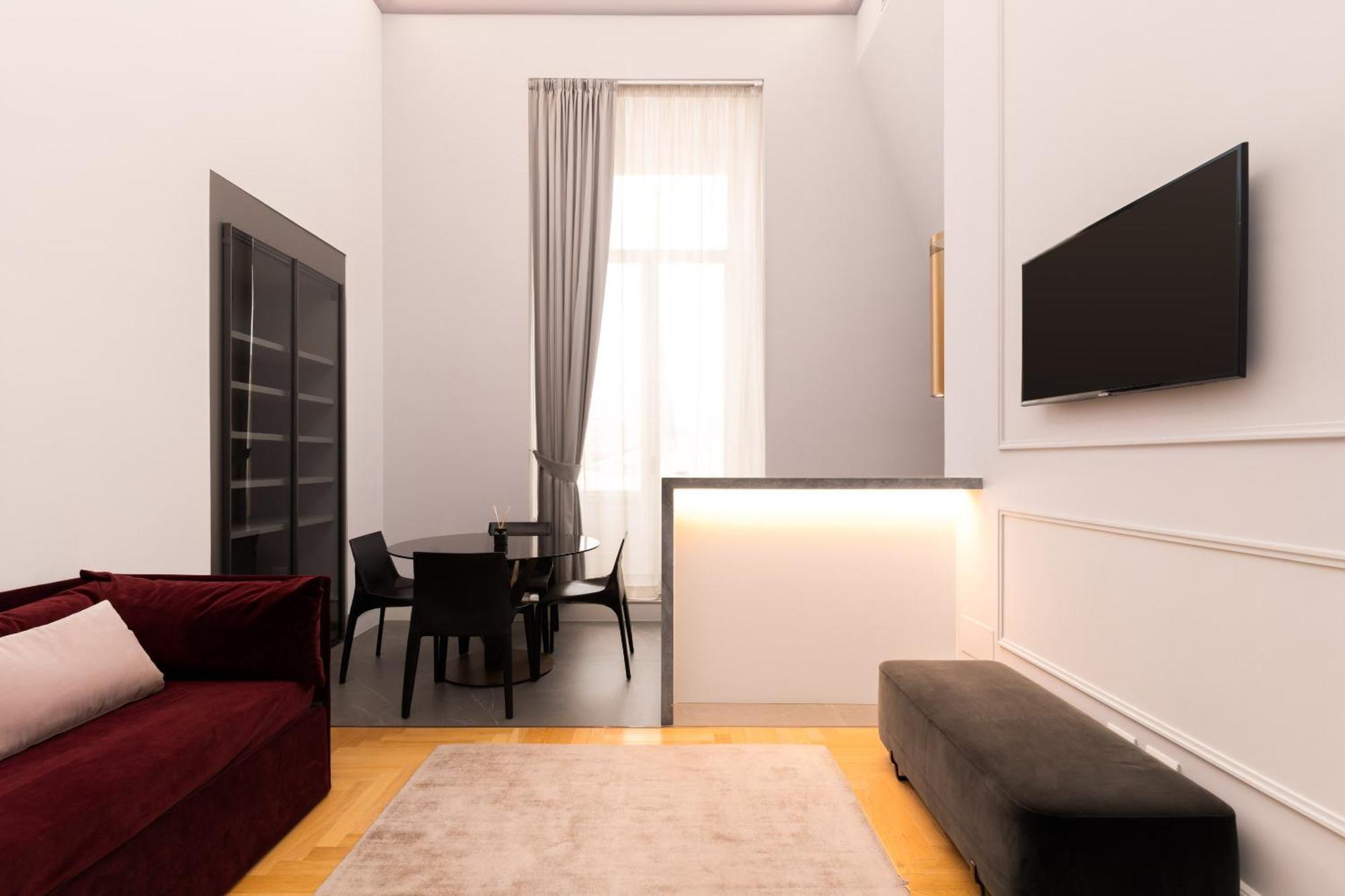 Limehome Lecce Palazzo Bn Exterior photo