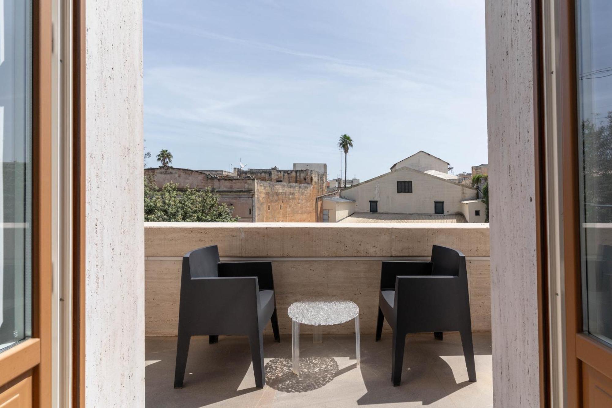 Limehome Lecce Palazzo Bn Exterior photo
